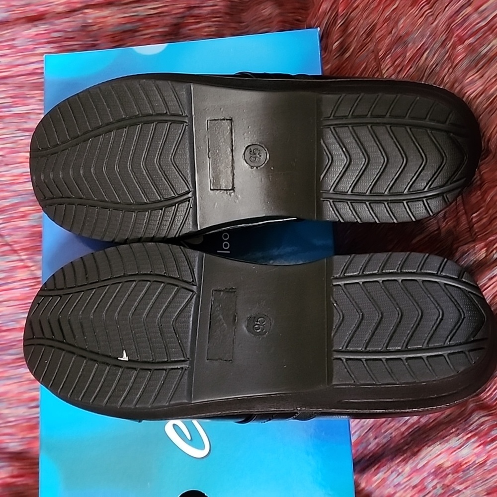 Easy Street Flex Black Size 9.5 Wide - Picture 2 of 2